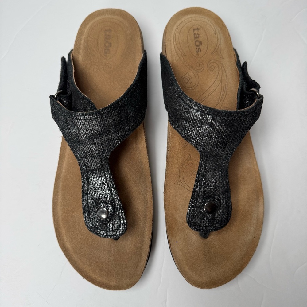 Taos “Lucy” Wedge Thong Sandals – Black Leather | Size 10–10.5 (EU 41)